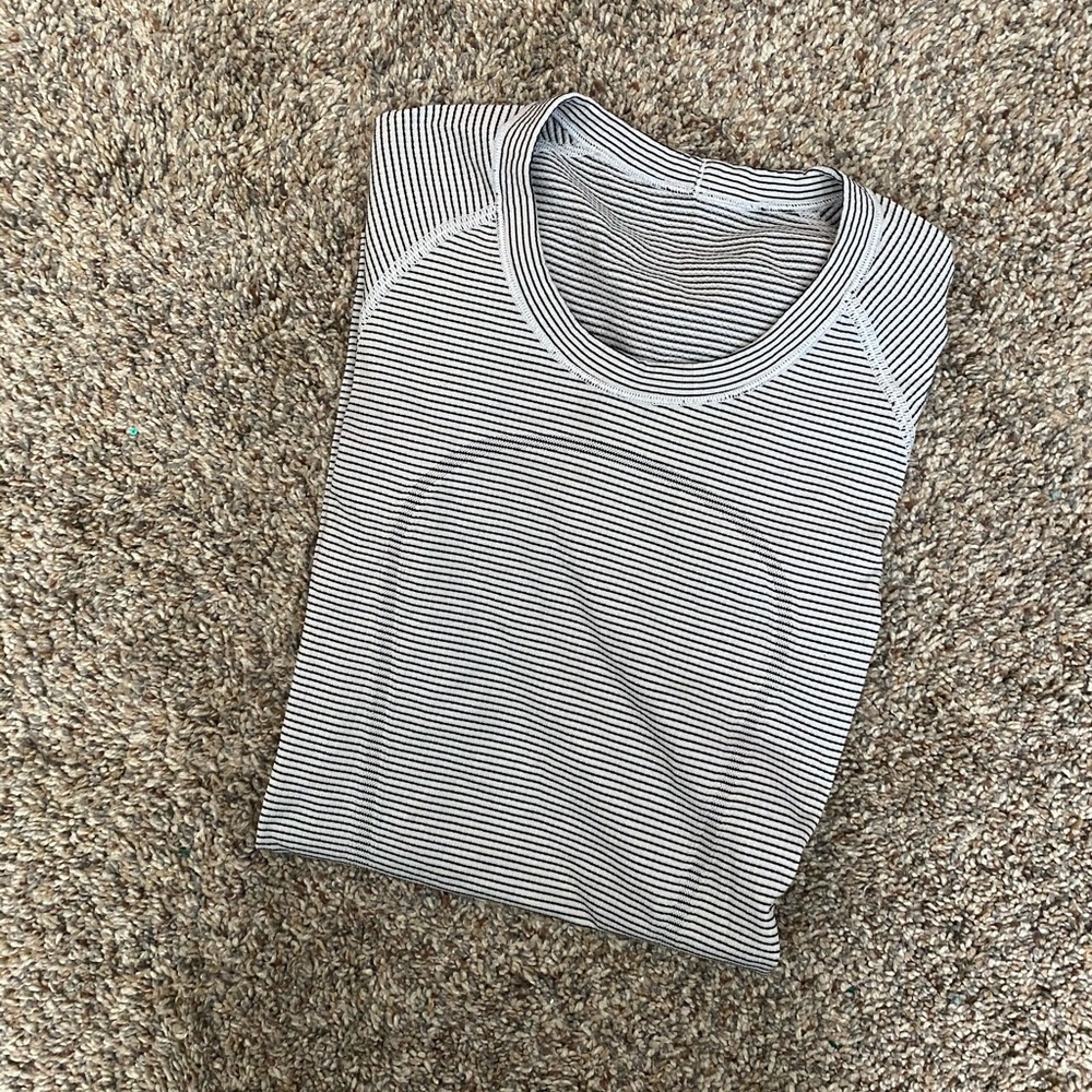Lululemon Short Sleeve Swiftly